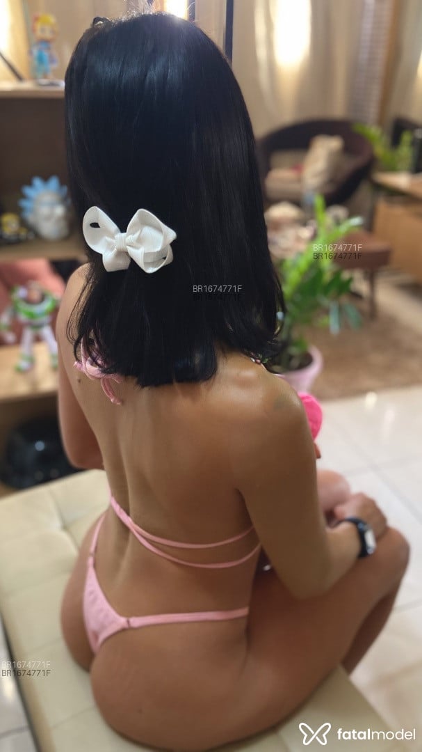 Acompanhante mulher morena (o) de olhos pretos em Goiânia - Hannah