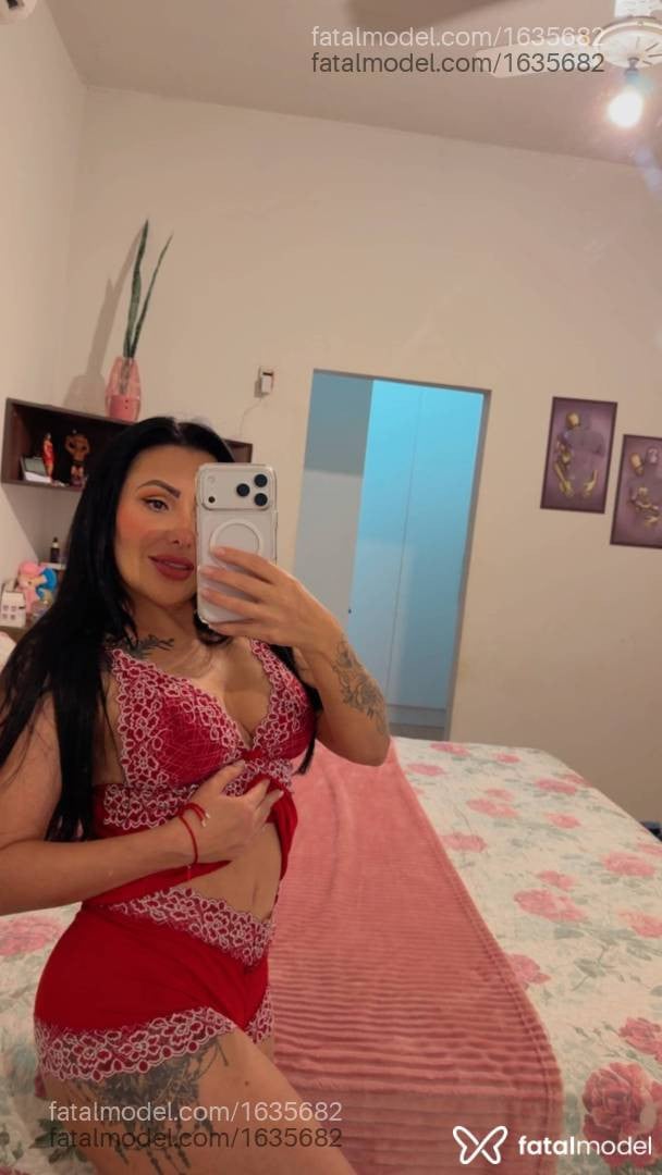 Acompanhante mulher morena (o) de olhos castanhos - Nanda Bittencourt