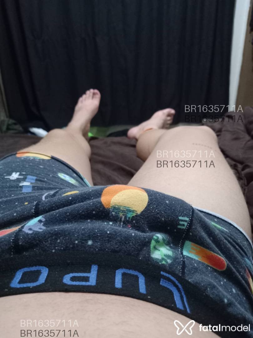 Acompanhante homem com cabelo castanho de olhos castanhos em Virtual - Estevão