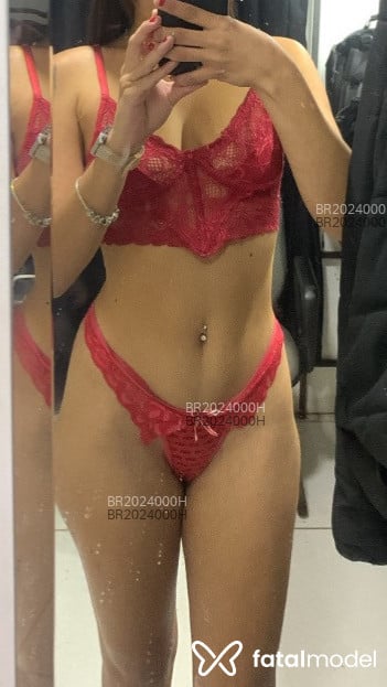 Acompanhante mulher morena (o) de olhos castanhos em São Paulo - Abaddie Lorrayne