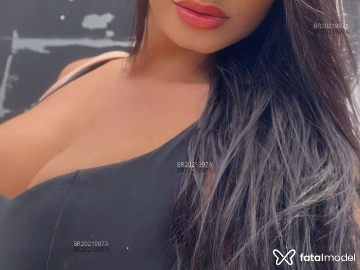 Acompanhante mulher trans morena (o) de olhos castanhos em Estrela - Amanda Ferraz