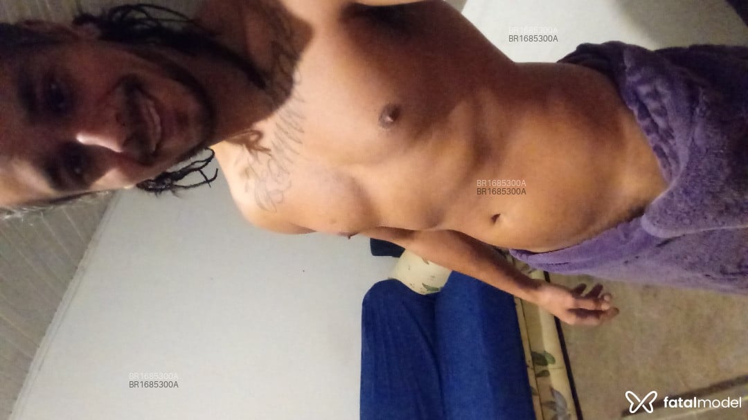 Acompanhante homem morena (o) de olhos pretos em Curitiba Acompanhante homem morena (o) de olhos pretos em Curitiba - Jhonny