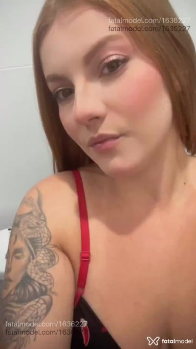 Acompanhante mulher loira (o) de olhos verdes em Jaraguá do Sul - Sophia