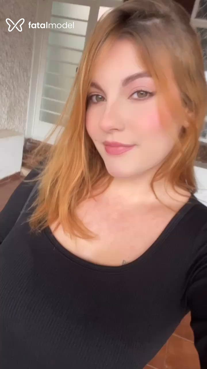 Acompanhante mulher loira (o) de olhos verdes - Sophia