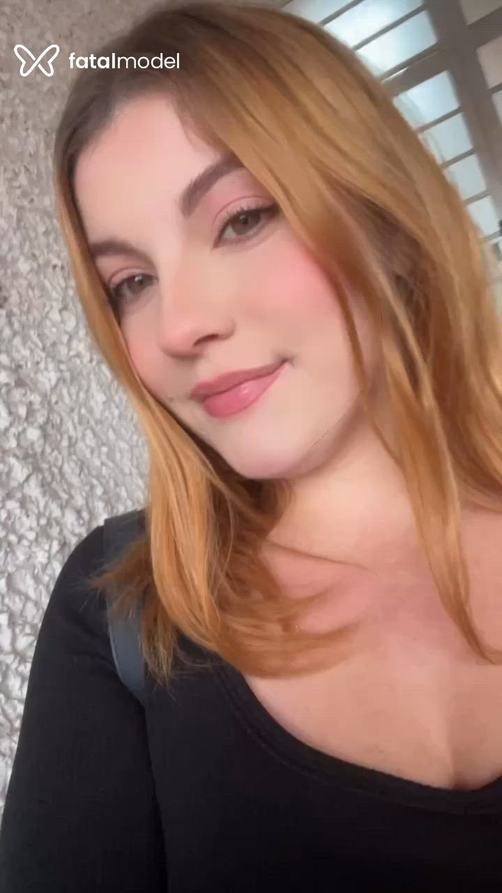Acompanhante mulher loira (o) de olhos verdes - Sophia