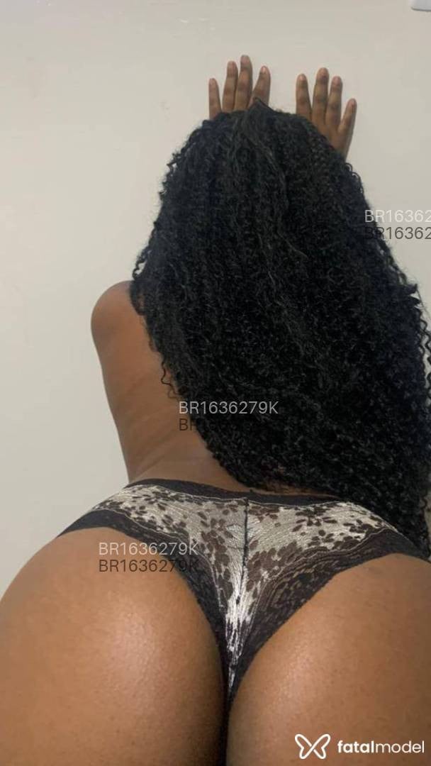 Acompanhante mulher morena (o) de olhos pretos em Angra dos Reis - Pantera Negra