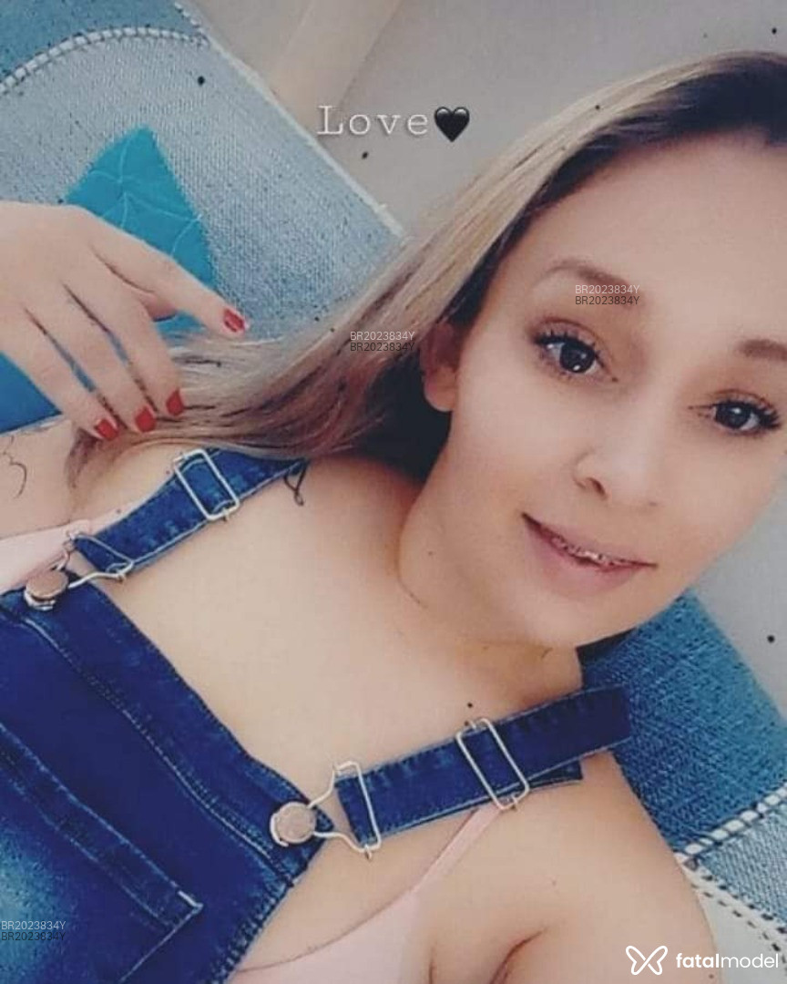 Acompanhante mulher loira (o) de olhos castanhos em Virtual Acompanhante mulher loira (o) de olhos castanhos em Virtual - Nataly