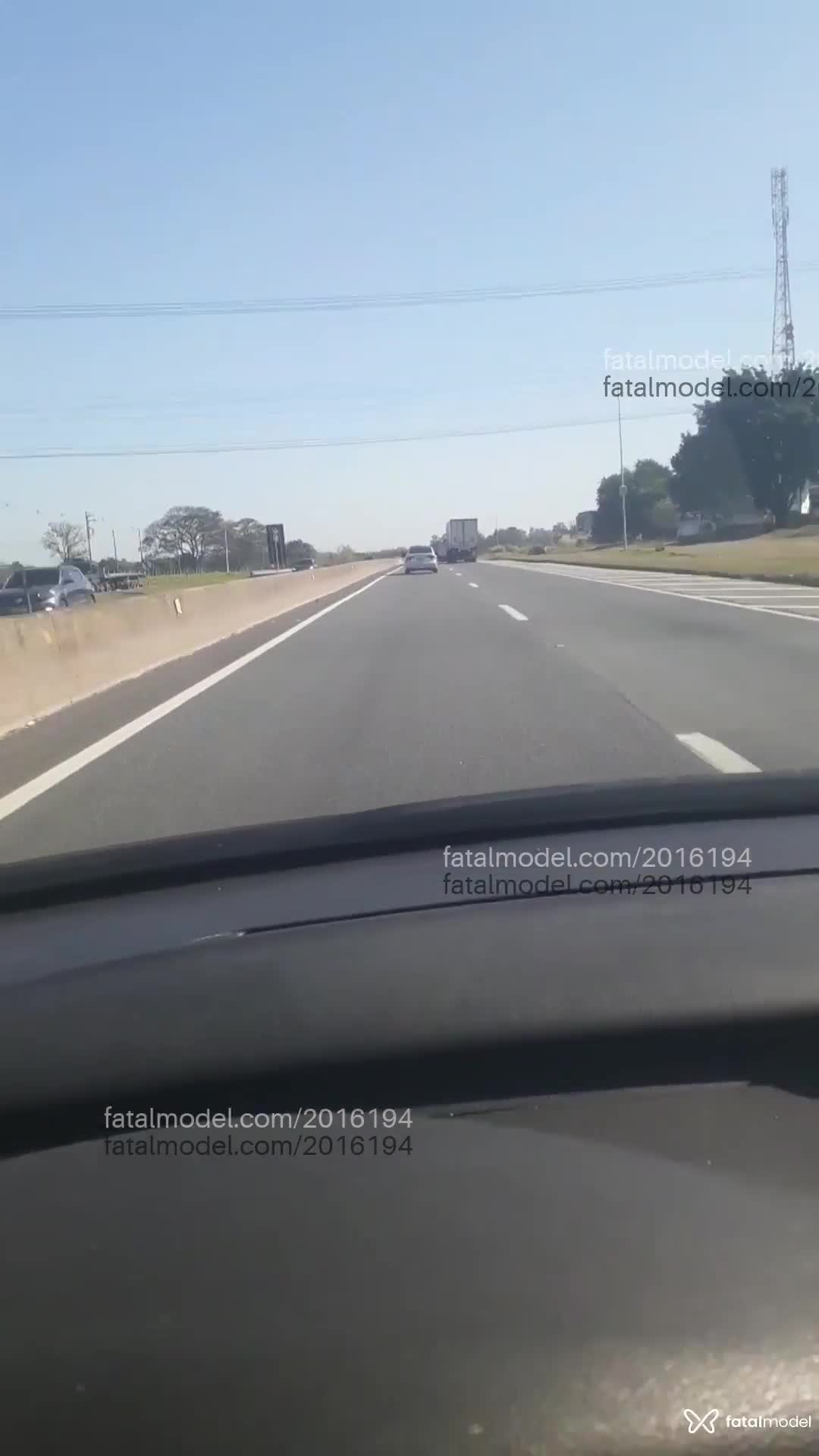 Acompanhante homem com cabelo castanho de olhos castanhos em Pindamonhangaba - Gabriel