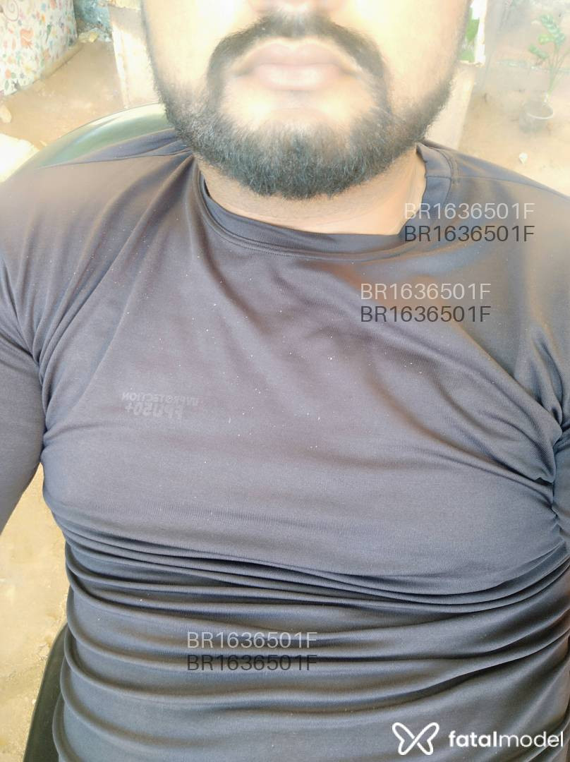 Acompanhante homem morena (o) de olhos pretos em Natal Acompanhante homem morena (o) de olhos pretos em Natal - Miguel