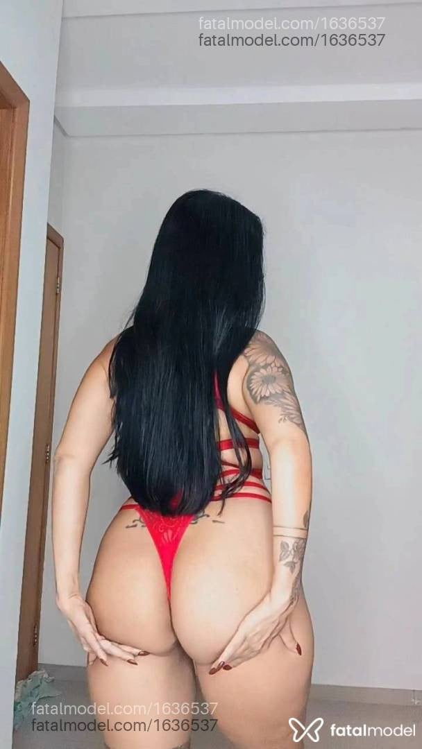 Acompanhante mulher morena (o) de olhos verdes - Larissa maia