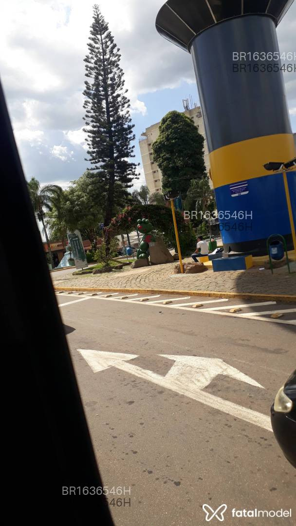 Acompanhante homem com cabelo castanho de olhos pretos em Varginha - Romeo Leon