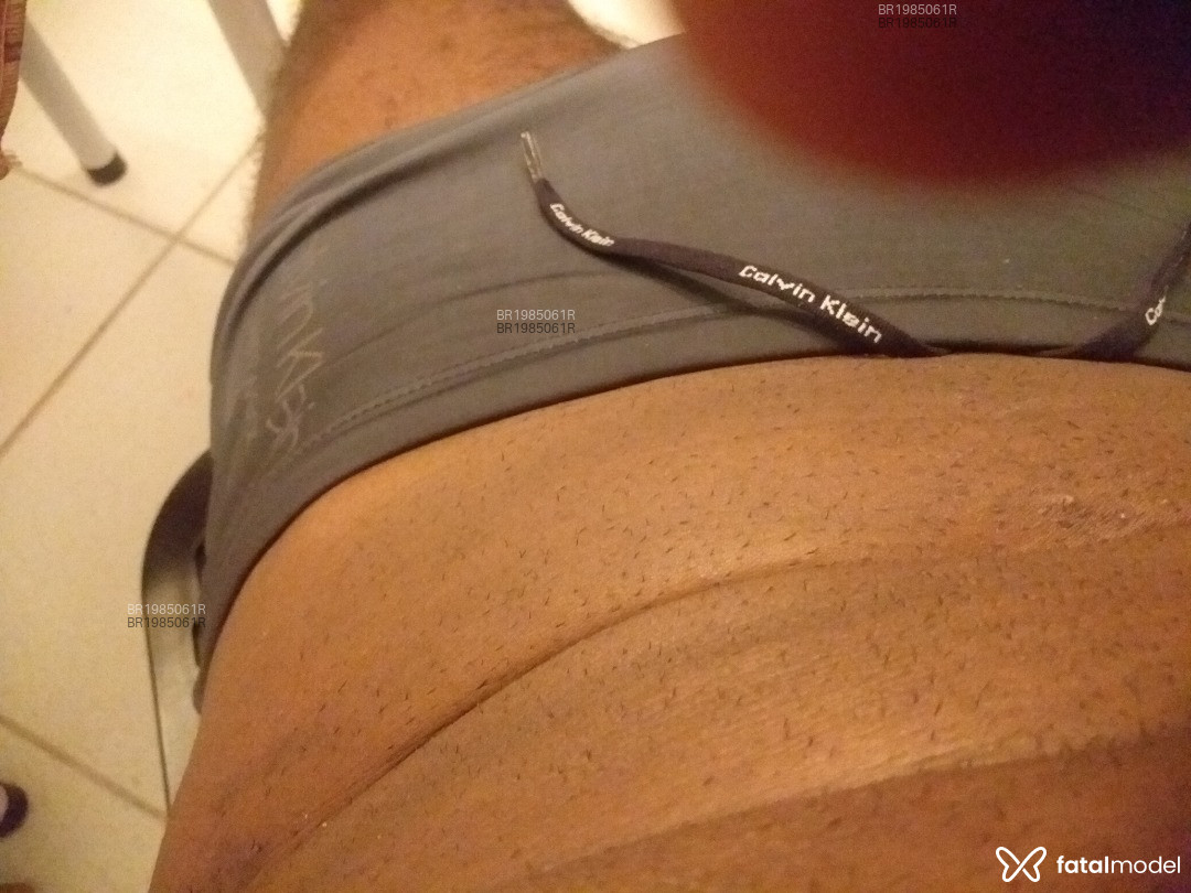Acompanhante homem morena (o) de olhos castanhos em Campos dos Goytacazes - Bomnei
