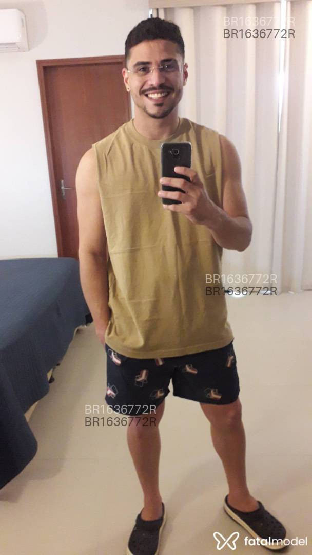 Acompanhante homem morena (o) de olhos castanhos em Canaã dos Carajás - Bruno Cauã