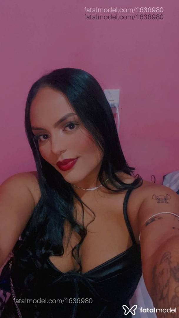 Acompanhante mulher morena (o) de olhos pretos - Anne Souza