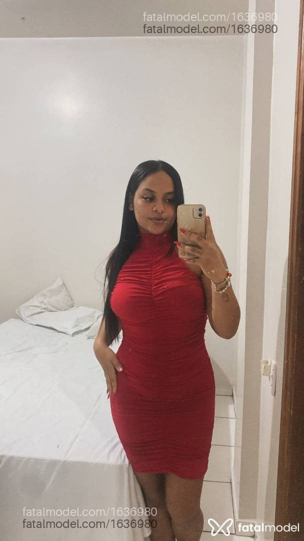 Acompanhante mulher morena (o) de olhos pretos - Anne Souza