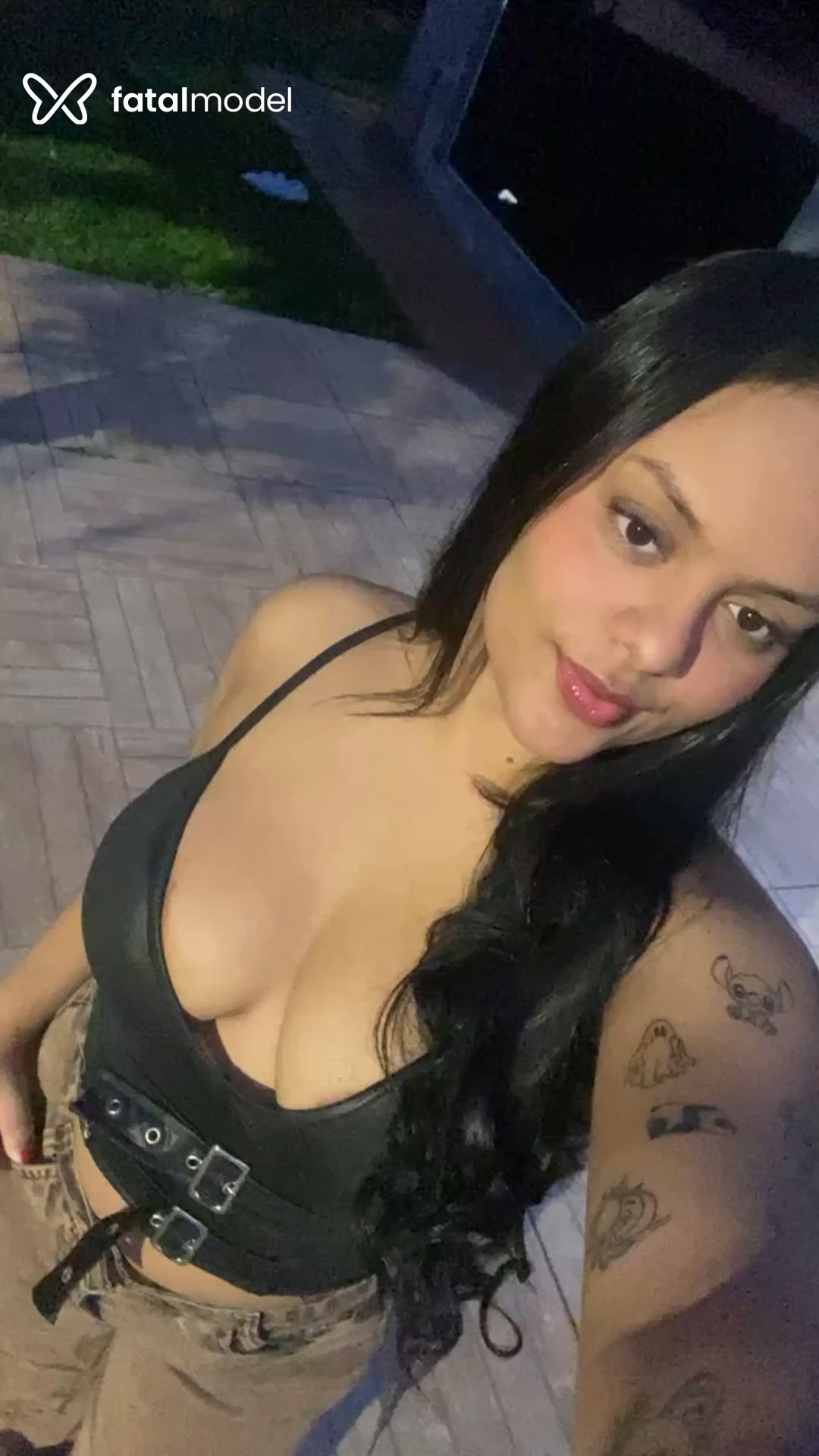 Acompanhante mulher morena (o) de olhos pretos - Anne Souza
