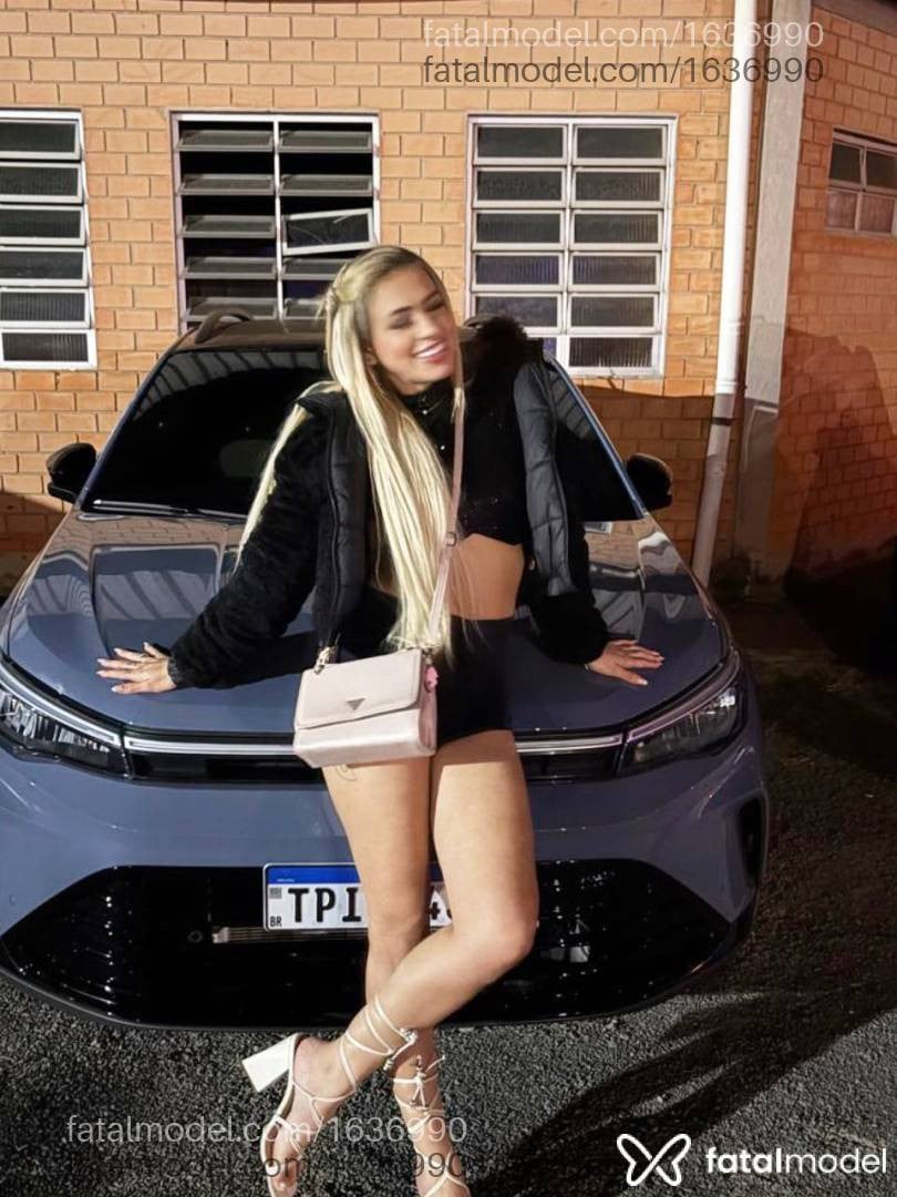Acompanhante mulher loira (o) de olhos castanhos em Mogi das Cruzes - Serena