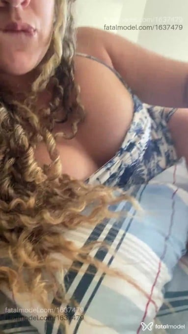 Acompanhante mulher loira (o) de olhos castanhos em Uberlândia Acompanhante mulher loira (o) de olhos castanhos em Uberlândia - Carol