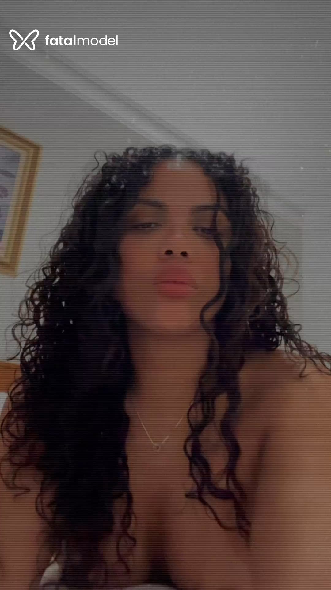 Acompanhante mulher com cabelo castanho de olhos mel em Santana do Livramento Acompanhante mulher com cabelo castanho de olhos mel em Santana do Livramento - JENNIFER ALCANTARA