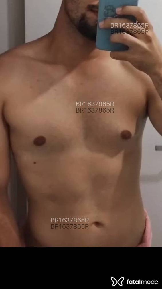 Acompanhante homem com cabelo castanho de olhos castanhos em Belo Horizonte Acompanhante homem com cabelo castanho de olhos castanhos em Belo Horizonte - Diego Vrsátil