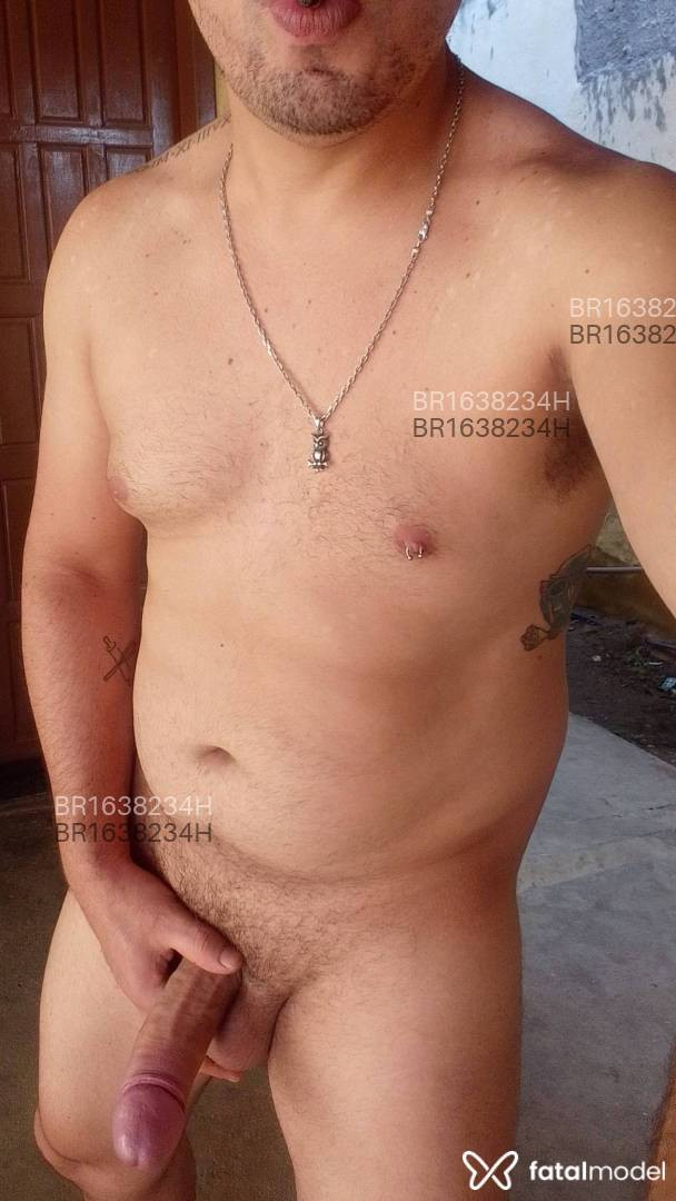 Acompanhante homem morena (o) de olhos pretos em Campos dos Goytacazes - Carlos Malta