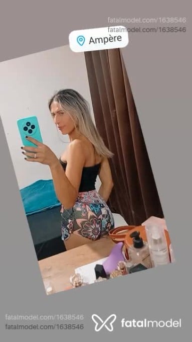 Acompanhante mulher trans loira (o) de olhos castanhos em Ampére Acompanhante mulher trans loira (o) de olhos castanhos em Ampére - Karlla Padilha