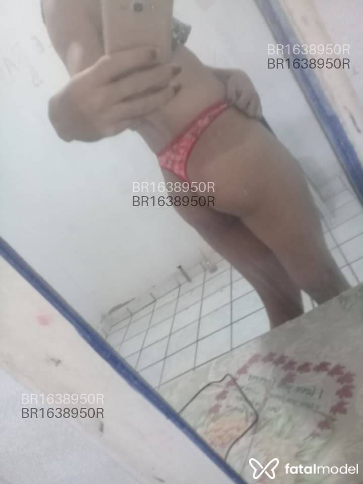 Acompanhante travesti com cabelo castanho de olhos castanhos em Santa Cruz do Capibaribe - Thalita Cortez