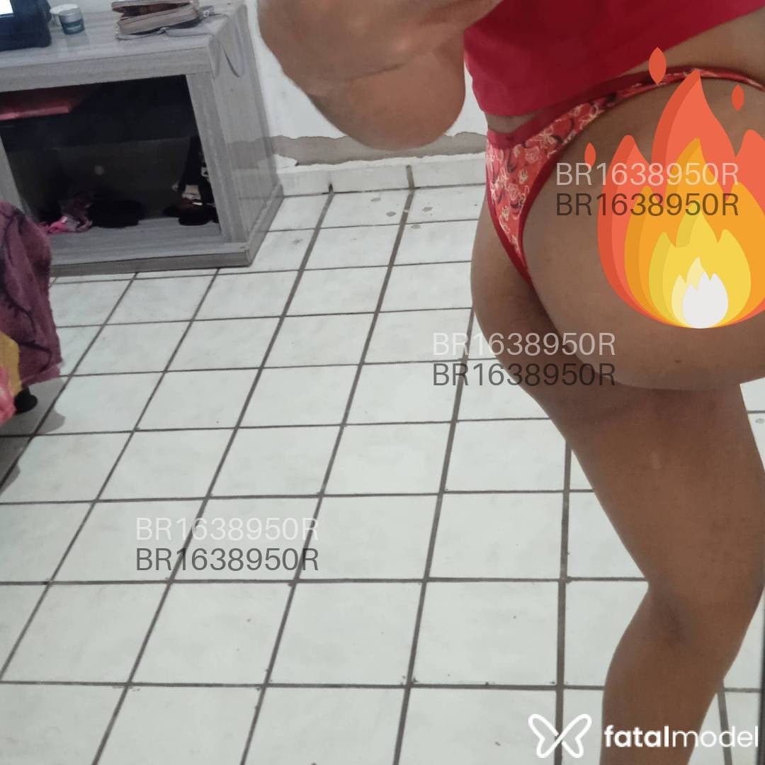 Acompanhante travesti com cabelo castanho de olhos castanhos em Santa Cruz do Capibaribe - Thalita Cortez