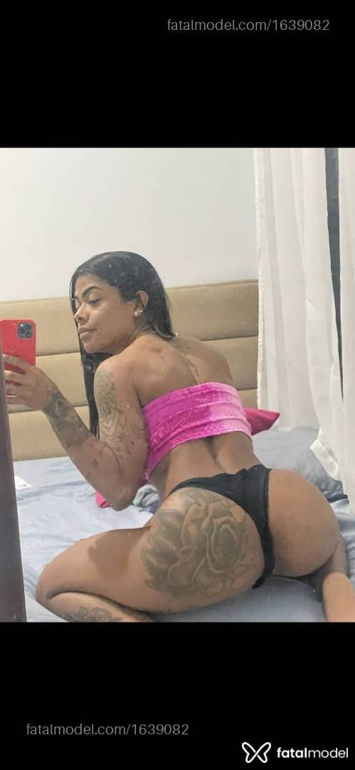 Acompanhante mulher morena (o) de olhos castanhos - Alexia Ubaldo