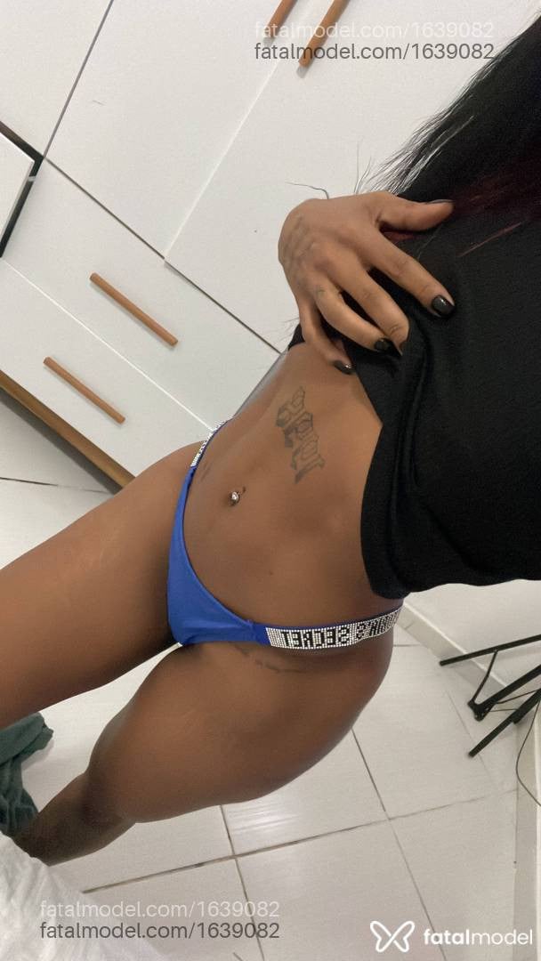 Acompanhante mulher morena (o) de olhos castanhos - Lexxaa Ubaldo