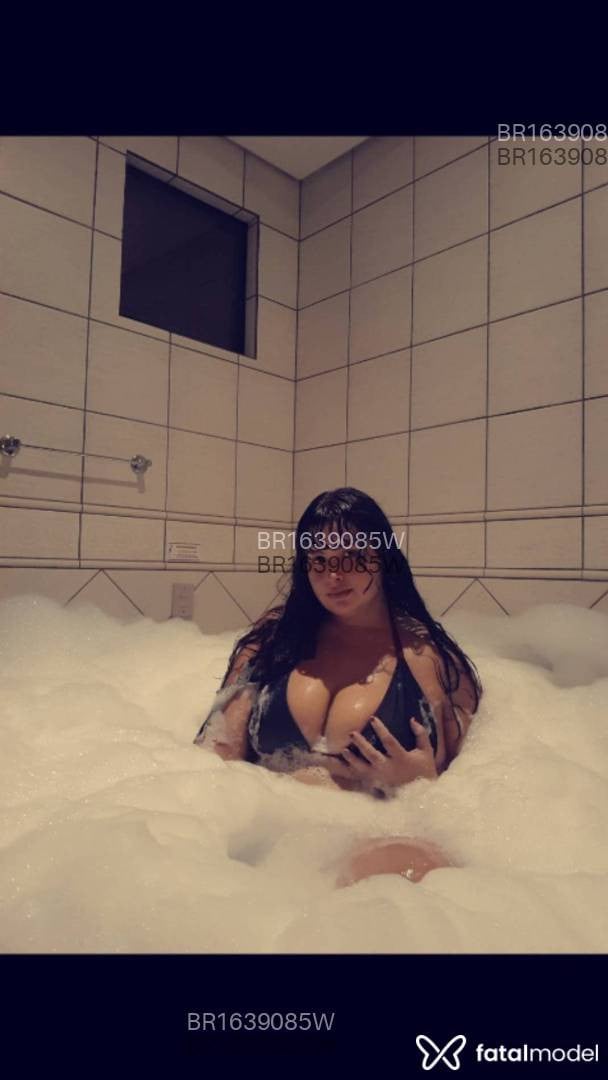 Acompanhante mulher morena (o) de olhos castanhos em Joinville - Anaaa