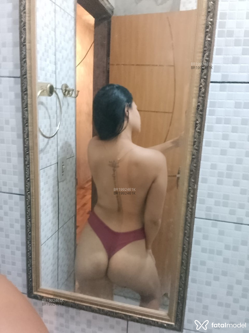 Acompanhante homem morena (o) de olhos castanhos em Belém - Júlia Santos