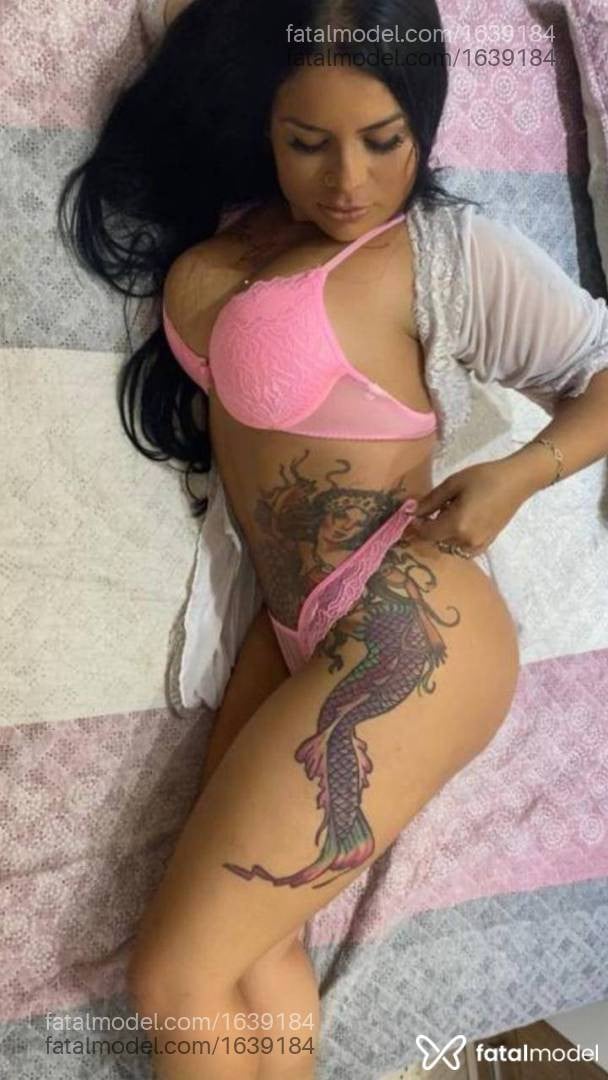 Acompanhante mulher morena (o) de olhos pretos - Yaraa