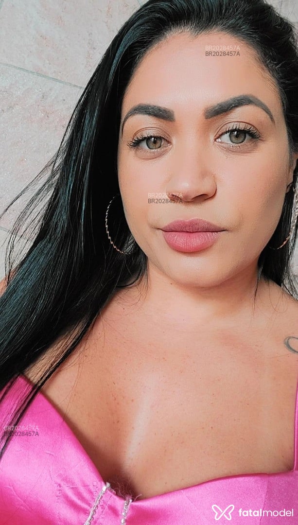 Acompanhante mulher morena (o) de olhos verdes em São Paulo Acompanhante mulher morena (o) de olhos verdes em São Paulo - Brenda Paiva