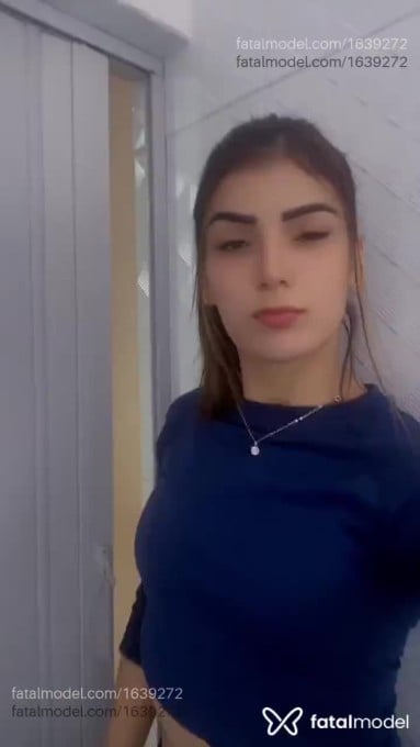 Acompanhante mulher com cabelo castanho de olhos castanhos em Pouso Alegre - Mia
