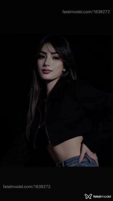Acompanhante mulher com cabelo castanho de olhos castanhos em Pouso Alegre - Mia