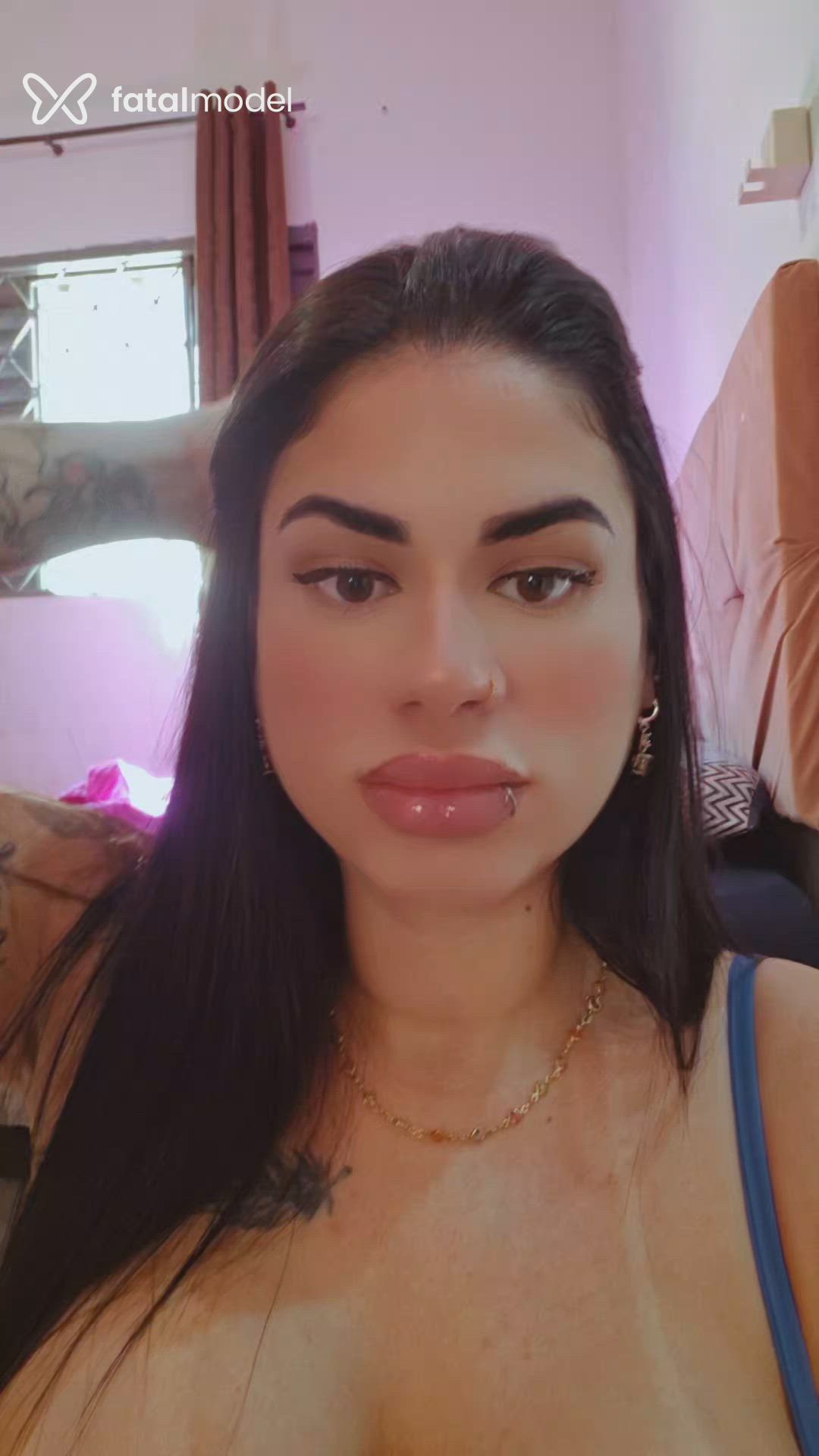 Acompanhante mulher morena (o) de olhos castanhos - Manu Ferraz