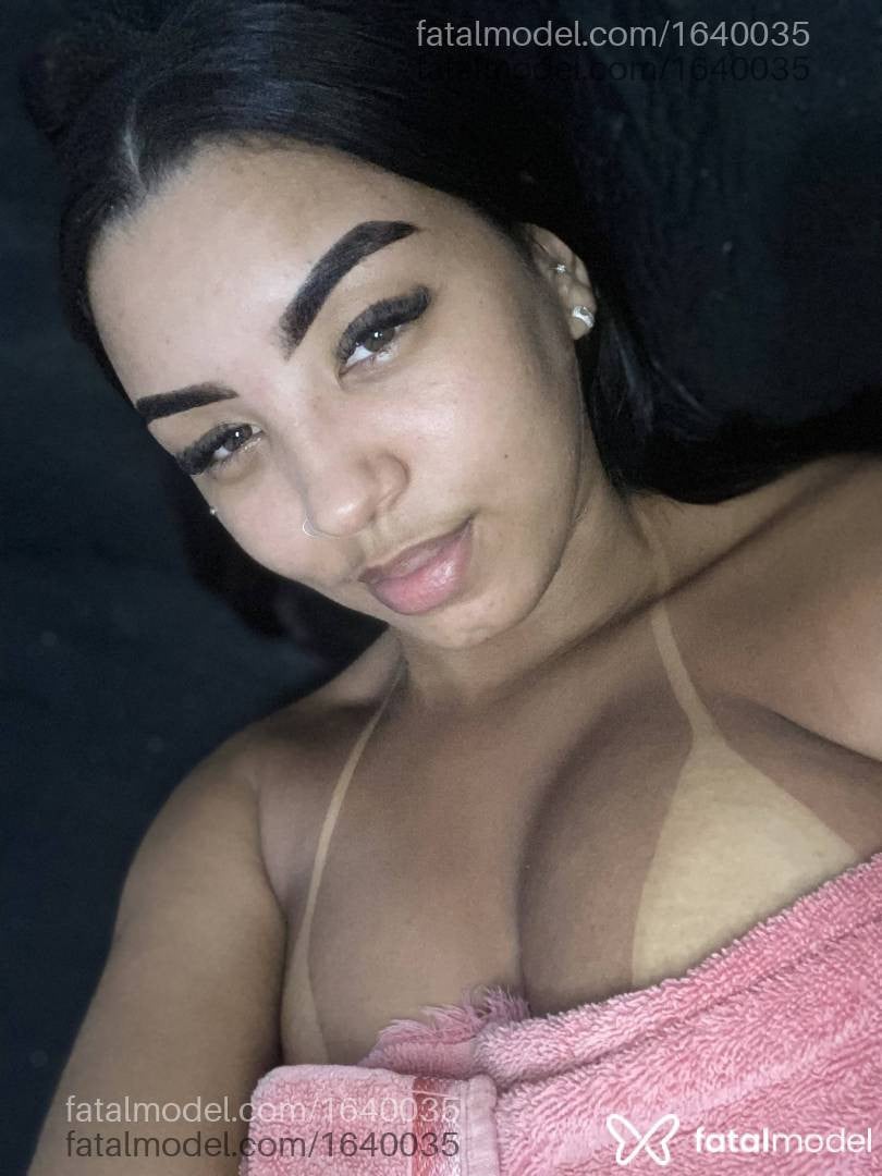 Acompanhante mulher morena (o) de olhos castanhos - Malu