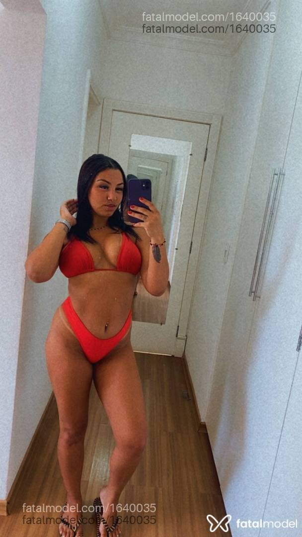 Acompanhante mulher morena (o) de olhos castanhos - Malu
