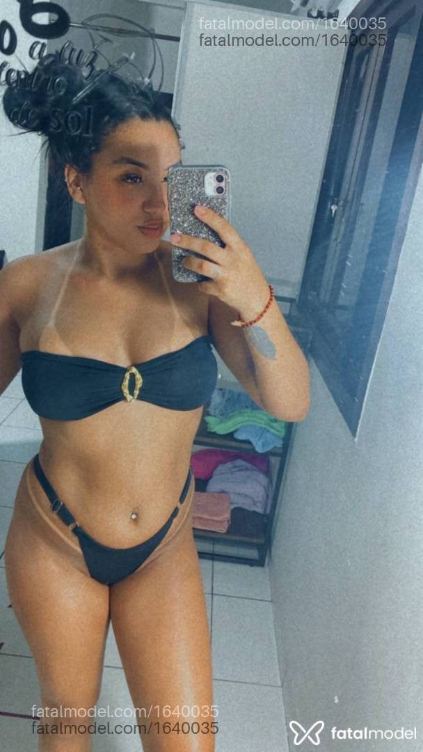 Acompanhante mulher morena (o) de olhos castanhos - Malu