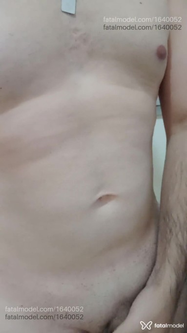 Acompanhante homem sem cabelo de olhos castanhos em Virtual Acompanhante homem sem cabelo de olhos castanhos em Virtual - Marcos Teles