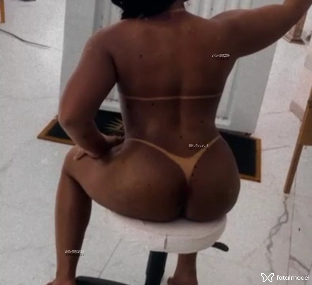 Acompanhante mulher morena (o) de olhos castanhos - Morena Juliana