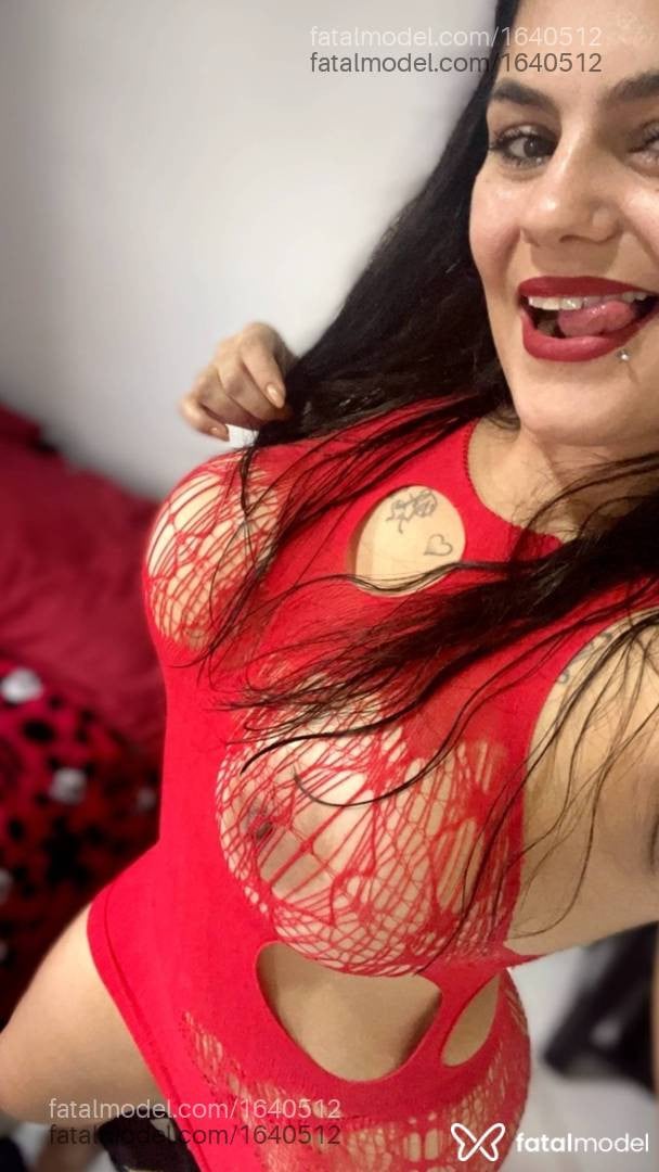 Acompanhante mulher morena (o) de olhos castanhos em Barra Velha Acompanhante mulher morena (o) de olhos castanhos em Barra Velha - Etiene