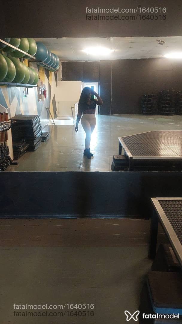 Acompanhante travesti morena (o) de olhos pretos em Bauru - Laura Tavares
