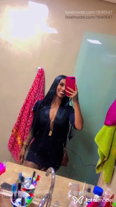 Acompanhante mulher morena (o) de olhos castanhos em Uberlândia - Lary Vasconcelos