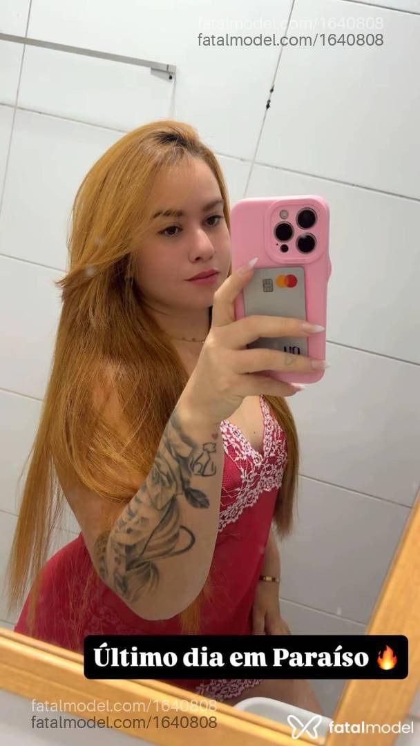 Acompanhante mulher ruiva (o) de olhos castanhos - Jade Muniz