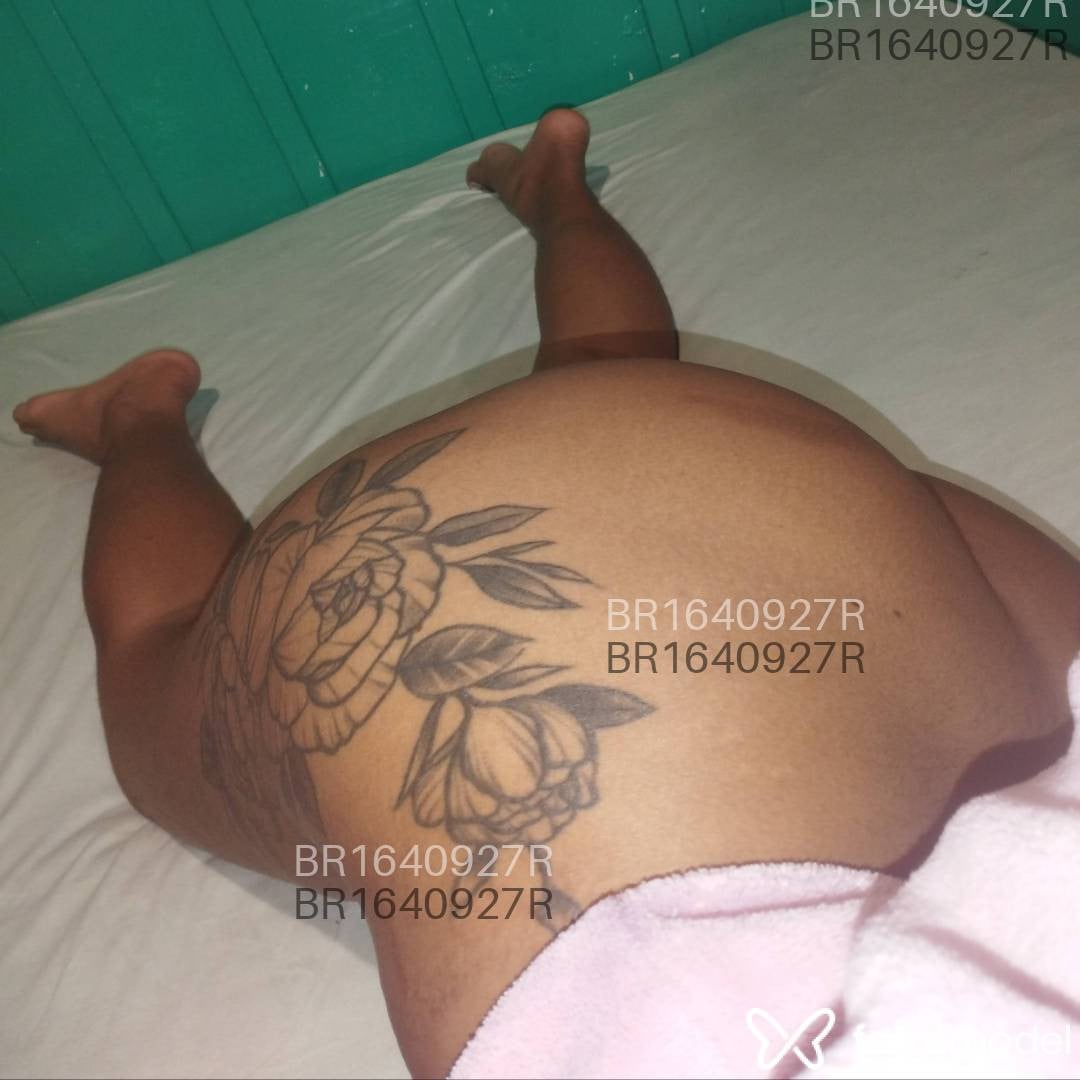 Acompanhante mulher morena (o) de olhos castanhos em Ituporanga Acompanhante mulher morena (o) de olhos castanhos em Ituporanga - Ana silva