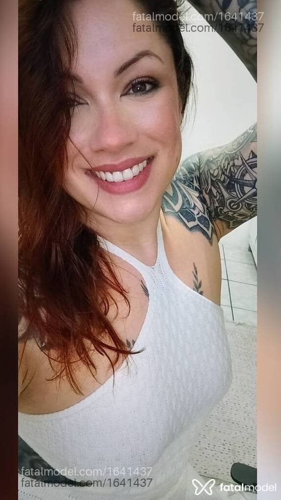 Acompanhante mulher ruiva (o) de olhos mel - Ellen Abreu