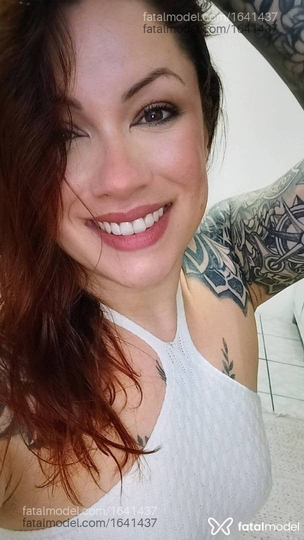 Acompanhante mulher ruiva (o) de olhos mel - Ellen Abreu