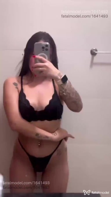 Acompanhante mulher com cabelo castanho de olhos castanhos em Toledo - Bruna Queiroz